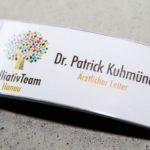 Namenschilder mit Magnet für das Palliativ Team Hanau