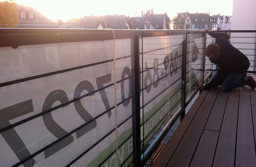 Mesh Fassadenbanner für Balkone in Bad Homburg
